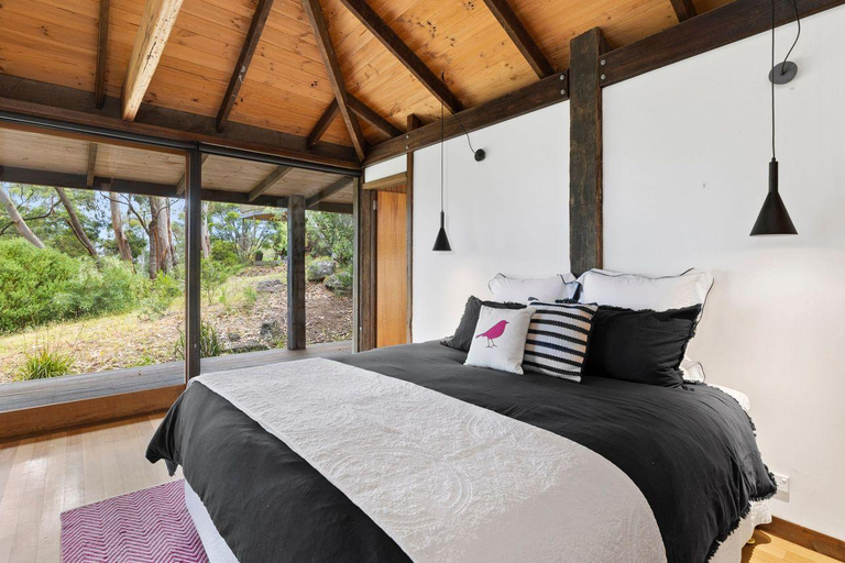 Bedroom 2, Dridan House, Surf Coast - West