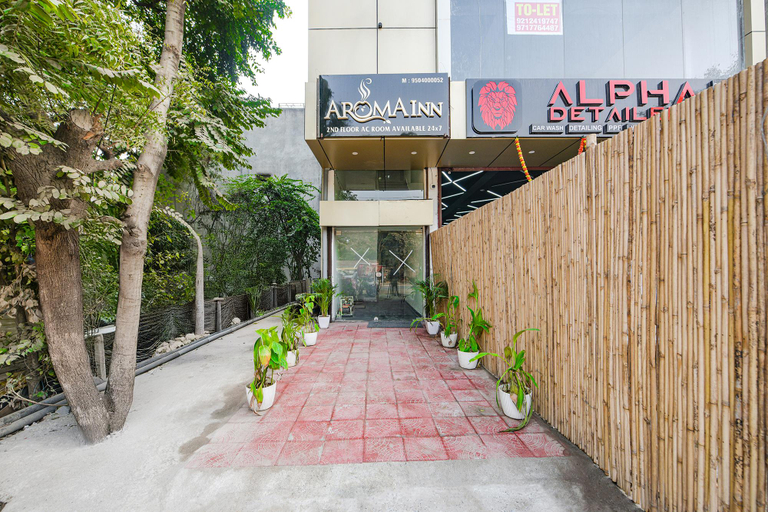 Exterior & Views, FabHotel Kavya Inn, Faridabad