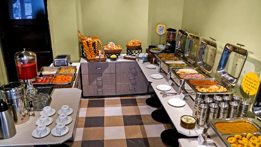 Food & Drinks 5, Ajanta Hotel, Delhi