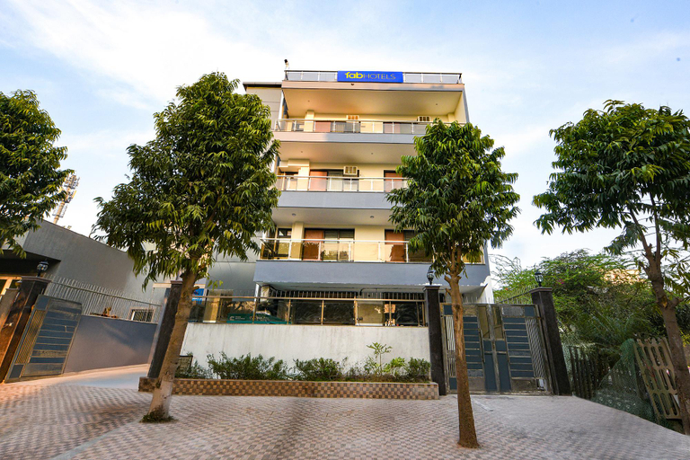 Exterior & Views 2, Fabhotel Rr Premium, Gurgaon