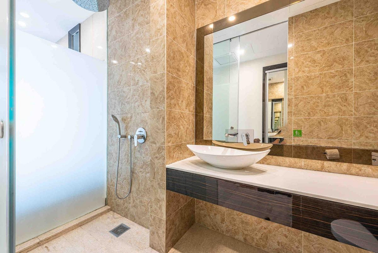 Bathroom 5, Dorsett residence Bukit Bintang 127, Kuala Lumpur
