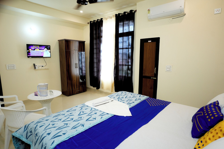 Room 2, G SQUARE Rooms, Rupnagar