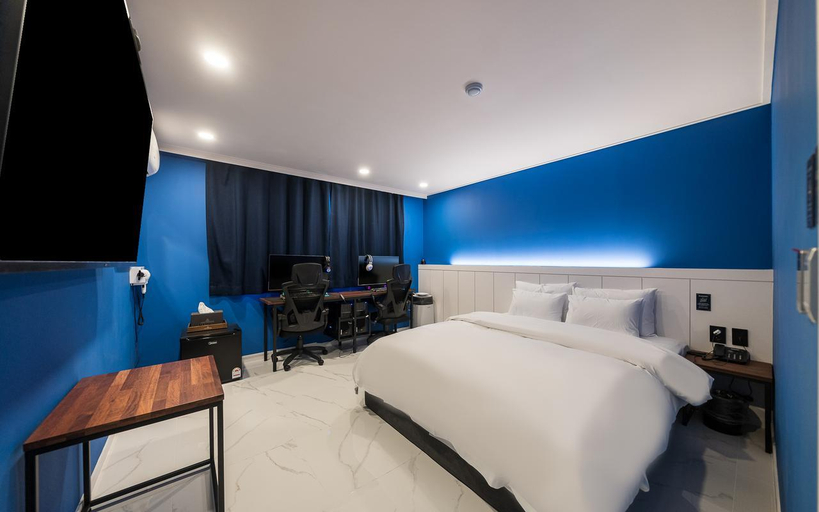 Bedroom 3, Hotel Signature, Junghwasan-dong, Jeonju, Jeonju