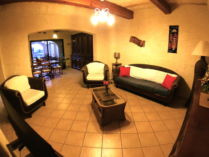 Others 4, Ad Hoc B&B
