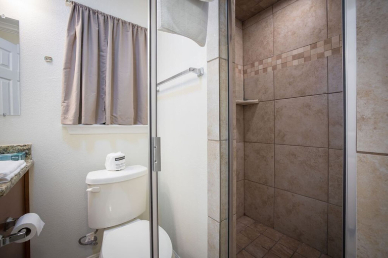 Bathroom 5, Waterwheel Hideaway - Cozy Condo for 6 With Resort-style Amenities, Comal