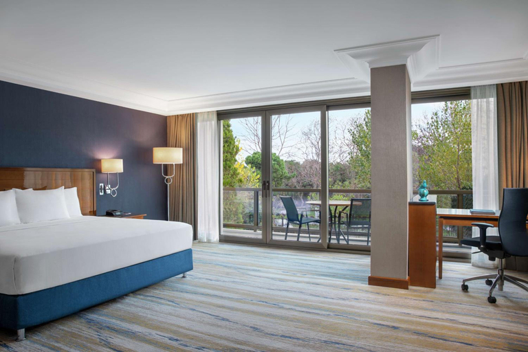 Bedroom 3, Hilton Istanbul Bosphorus Hotel, Beşiktaş