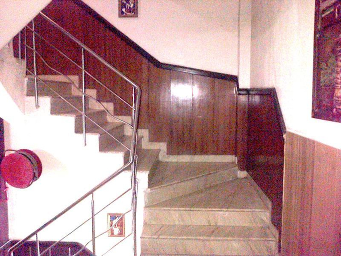 Others 5, Hotel SPB 87, Delhi