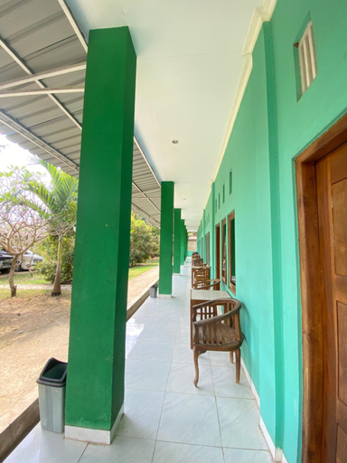 Others 4, New Chez Felix, Manggarai Barat