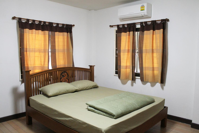 Bedroom 2, Kaengkachan Lake Hill Resort, Kaeng Krachan