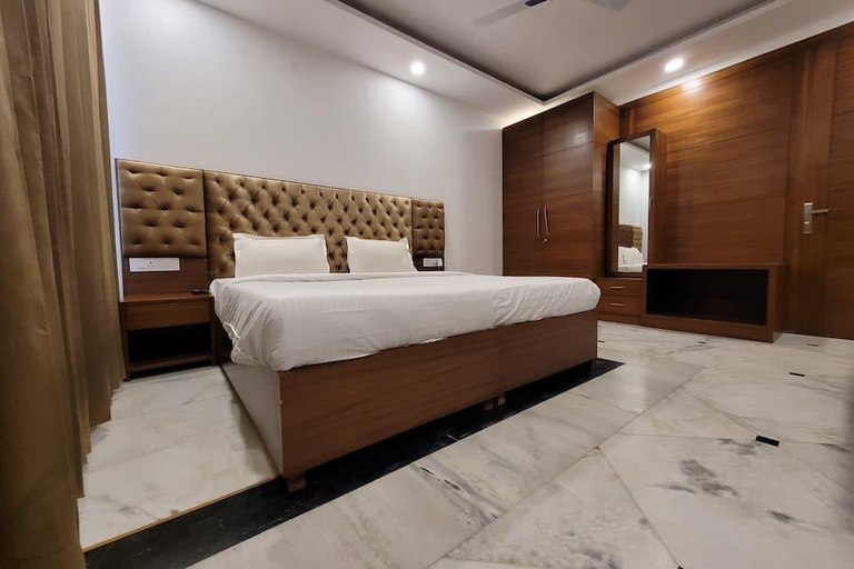 Bedroom 2, JMD Residency Vasant Kunj, Delhi