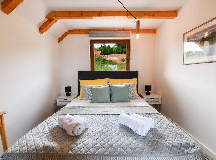 Room 3, Plivanje u Zalazak Sunca, Barilović