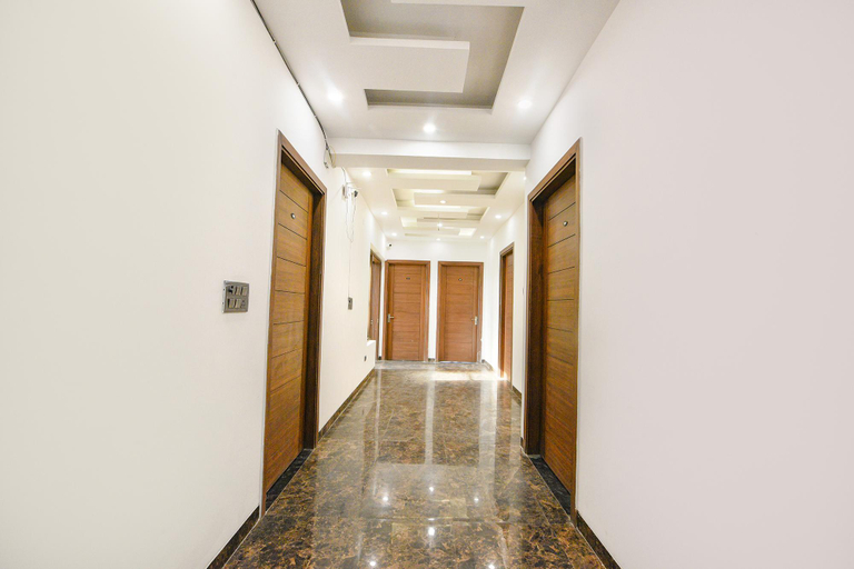 Public Area 2, Via Vibe, Gautam Buddha Nagar