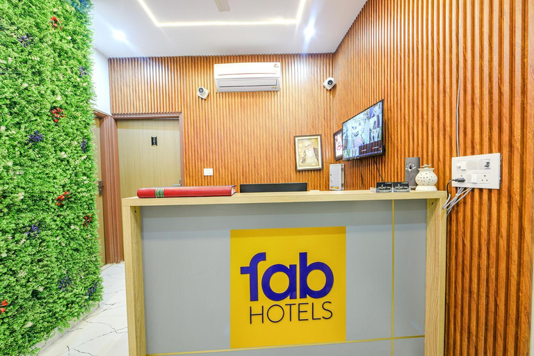 Public Area 2, FabHotel Kavya Inn, Faridabad