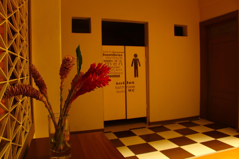 Bathroom, Check Inn Bed and Breakfast, Cuenca