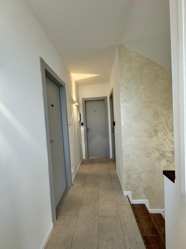Others 3, Villa Dalila, Trieste