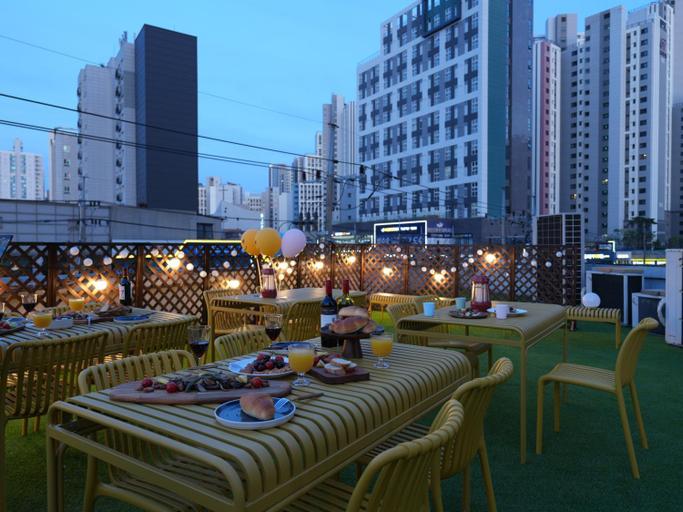 Food & Drinks 5, The Road Minihotel, Yeongdeungpo