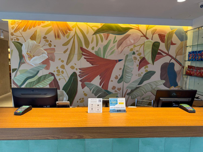 Public Area, Coral Express proximo ao Barra Shopping, Porto Alegre