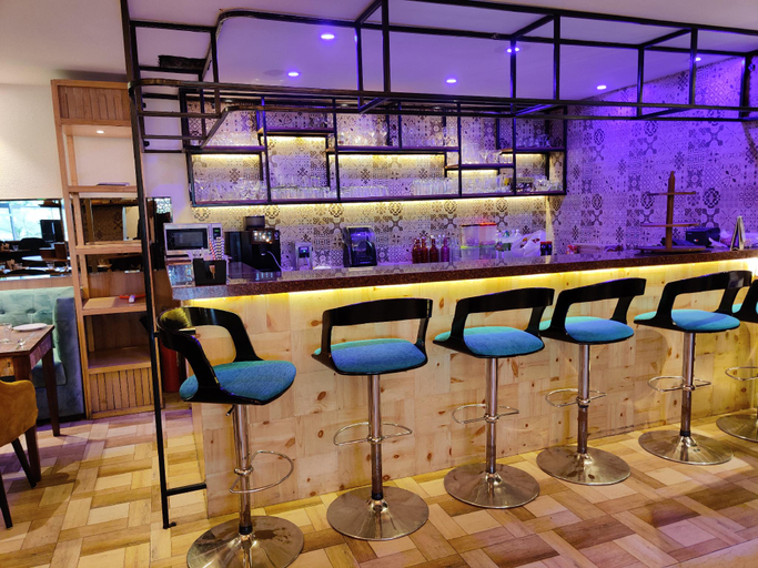Food & Drinks 3, Green Palms Hotel Pacific Mall, Gautam Buddha Nagar