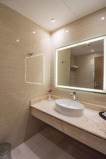Bathroom 5, Boudl Al Fayha'A Apartment, Riyadh