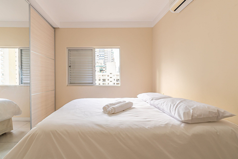 Room 5, Sea View apt 130m From the Beach in BC Erg605, Balneário Arroio do Silva