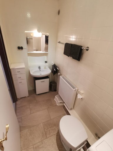 Bathroom 2, Pension Haus Erika, Cuxhaven