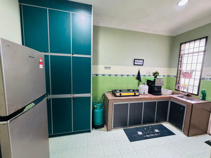 Others 5, Nawra Iman Guest House, Dungun