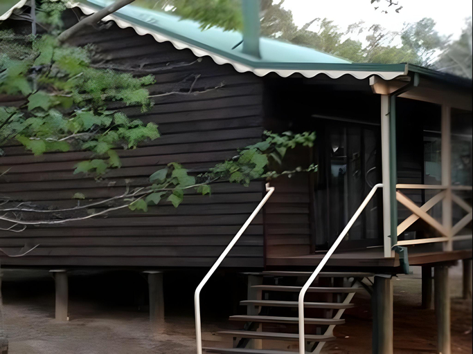 Exterior & Views 2, Madison's Mountain Retreat, Hawkesbury