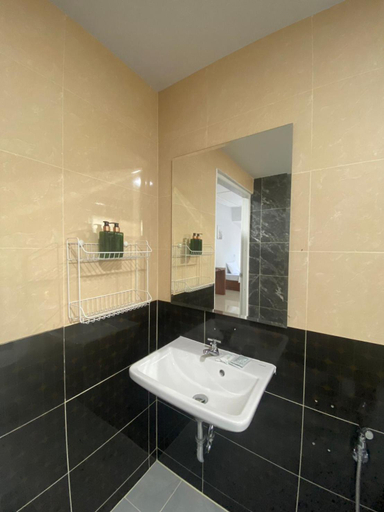 Bathroom 5, Sivaphruek Place, Muang Nonthaburi