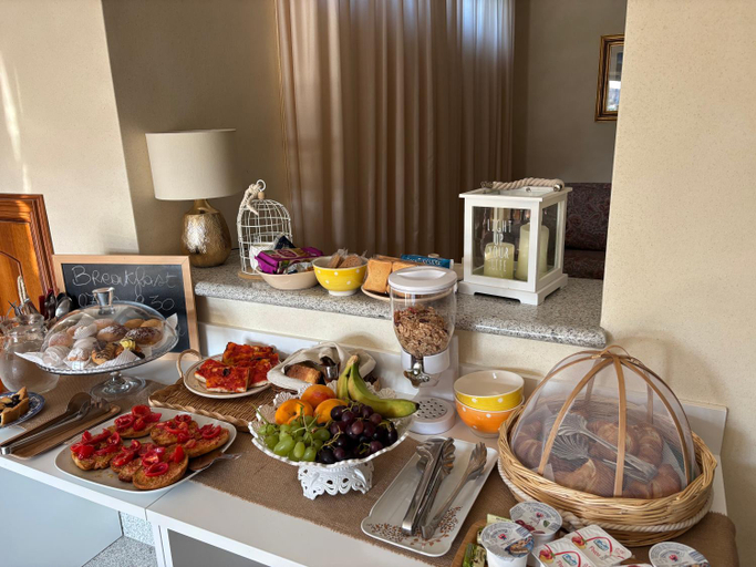 Food & Drinks 5, Gianmaria B&B, Matera