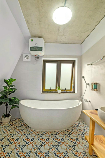 Bathroom, LaLa Villas Venuestay, Kỳ Sơn