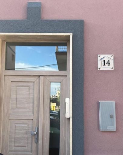 Others 4, Casa Vostra, Taranto