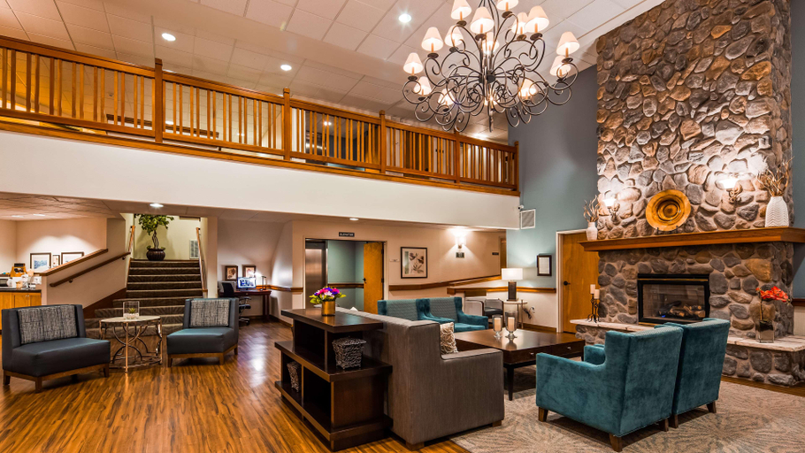 Public Area 3, Best Western Plus Edmonds Harbor Inn, Snohomish