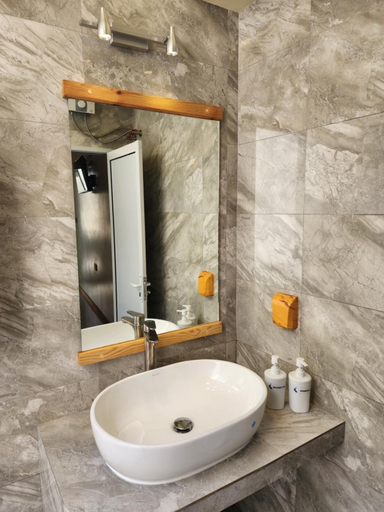 Bathroom 3, Dhigurah Dhonveli Boutique