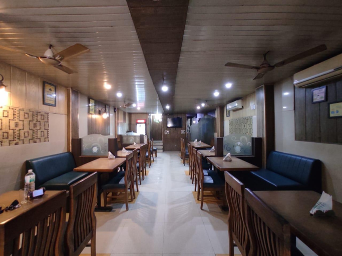Food & Drinks 4, Ambika Hotels, Faridabad
