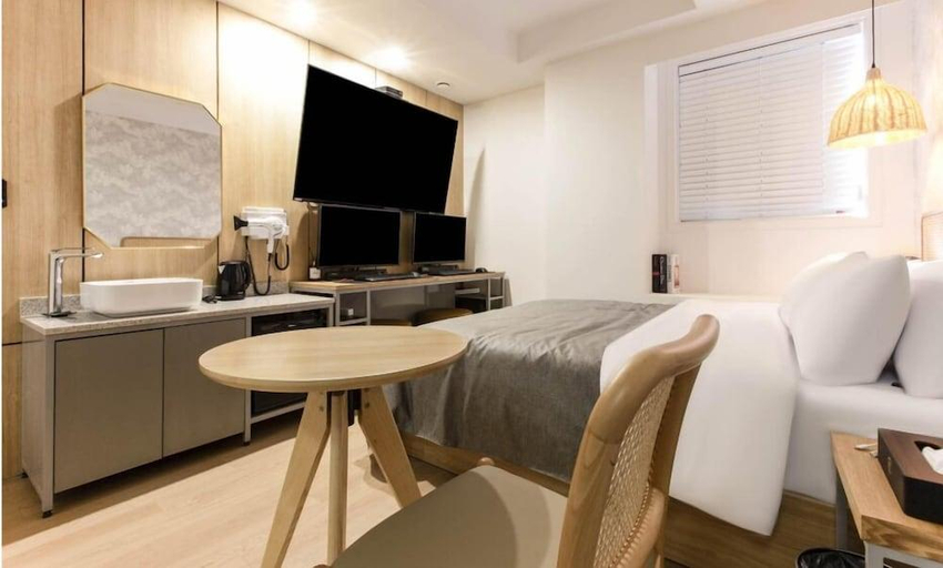 Others 5, Hotel Arentz, Anyang