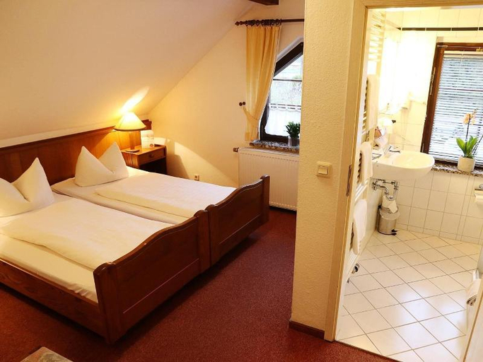 Bedroom, Landhotel & Reiterhof Schumann, Saale-Orla-Kreis