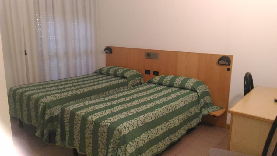 Bedroom 3, Hotel Aurora, Sondrio
