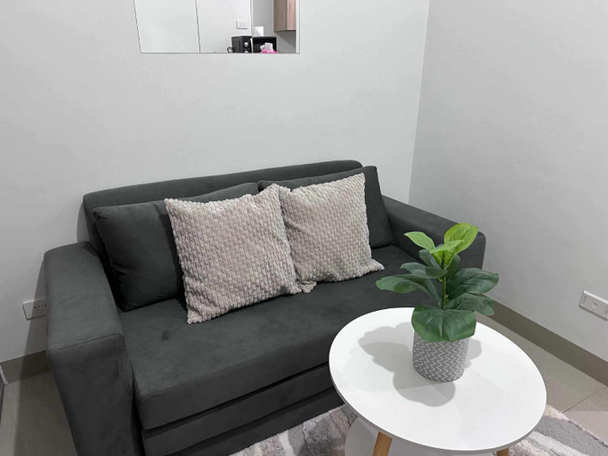 Others 5, D' Stays at Shore 2 Residences, Pasay City