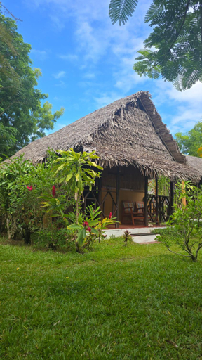 Others 2, Lakana Hotel, Analanjirofo