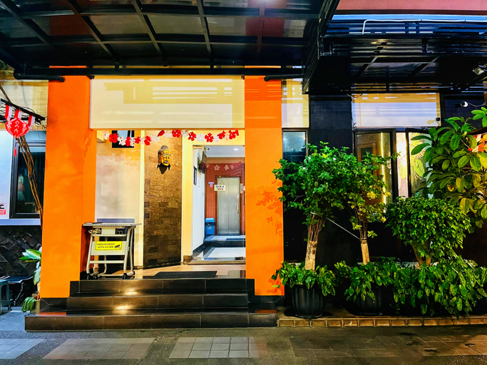 Exterior & Views, Fontana Residencia Guest House 3, Jakarta Selatan