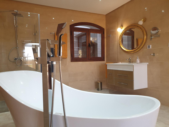 Bathroom, Laourient Apartments, Cafe & Restaurant - Bagdhadi, Mahdia, Mahdia