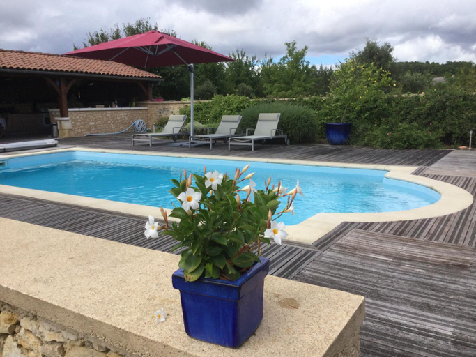 Others 2, chambres d'hotes a la claire fontaine, Dordogne