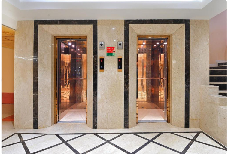 Public Area 3, Hotel Vanson Delite - New Delhi Railway Station, Delhi