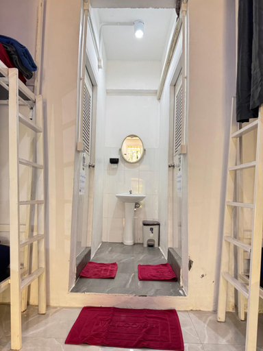 Others 4, Magic Hostel, Mueang Krabi