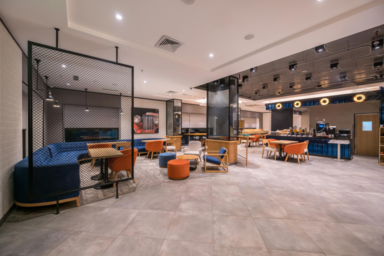 Public Area 2, Holiday Inn Express GREATER NOIDA KNOWLEDGE PARK, Gautam Buddha Nagar