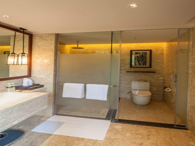Bathroom 5, Wuzhishan Yatai Rainforest Resort, Hainan