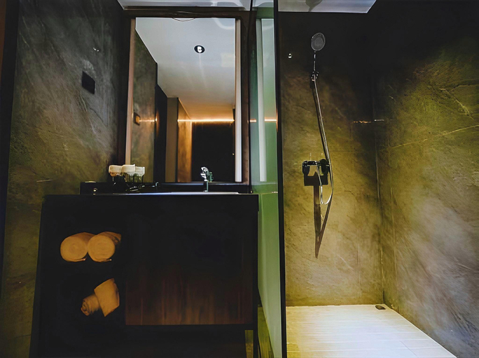 Bathroom 3, Monkeys Canopy Resort, Hulu Langat