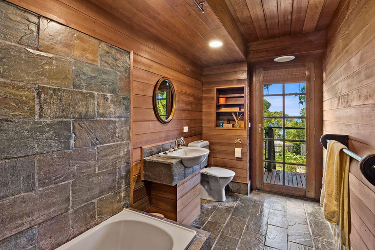 Bathroom 3, Erskine Beach House, Surf Coast - West