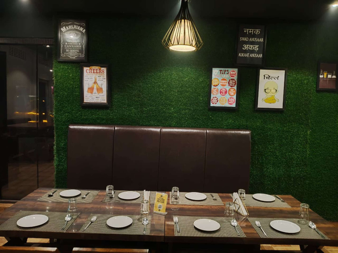 Restaurant 2, Splits Villa Resort, Tinsukia