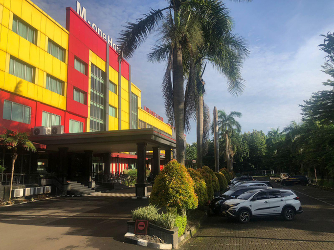Public Area, M One Hotel Sentul, Bogor